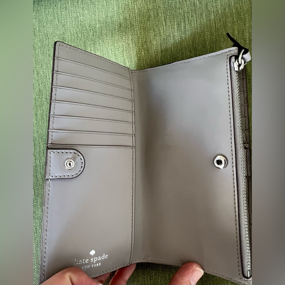 Kate Spade Wallet - Picture 5 of 7